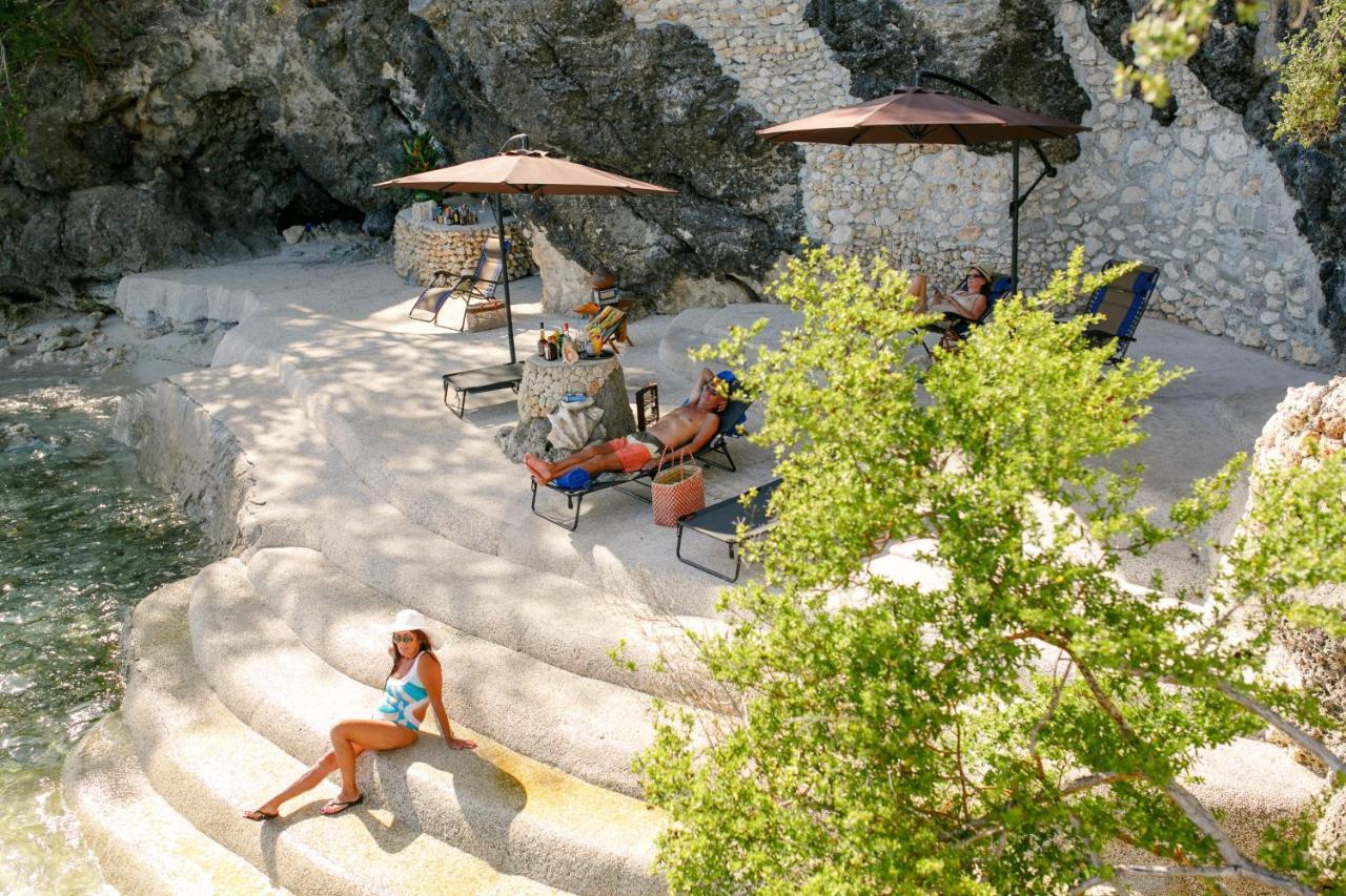 Donatela Resort And Sanctuary Panglao Exteriör bild